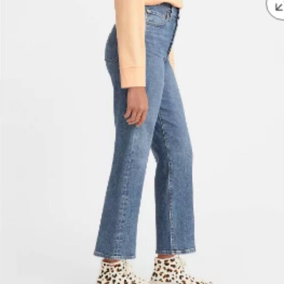 NWT Levi's Women's Ultra-High Rise Ribcage Straight Jeans Size 28 - Picture 2 of 3